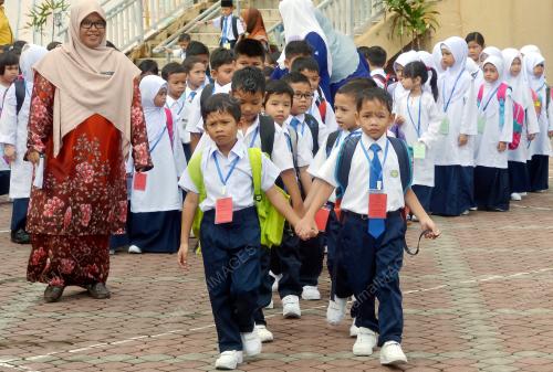 PTJ05_28122016_TAHUN_SATU