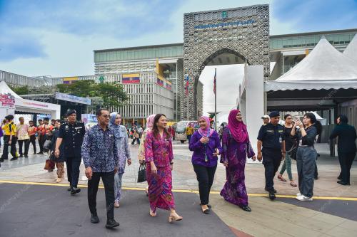 HANNAH YEOH
