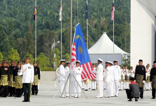 PTJ05_29072016_HARI_PAHLAWAN
