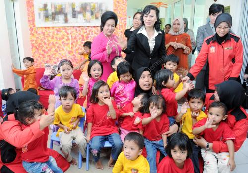 DATIN SERI ROSMAH MANSOR