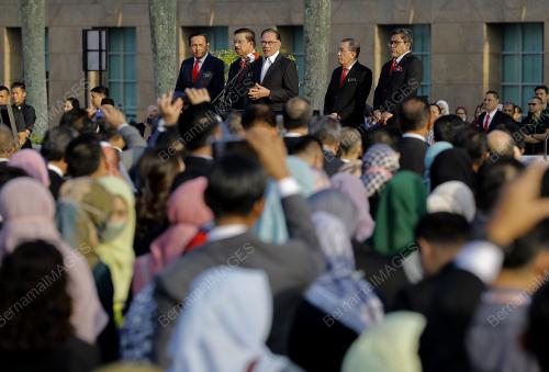 DATUK SERI ANWAR IBRAHIM