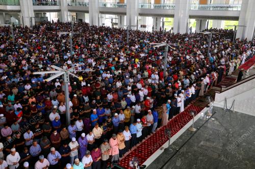 SOLAT JUMAAT DAN SOLAT HAJAT