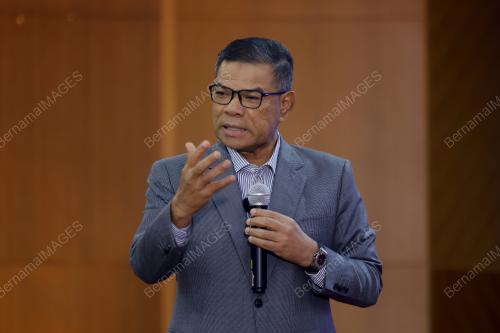 DATUK SERI SAIFUDDIN NASUTION ISMAIL
