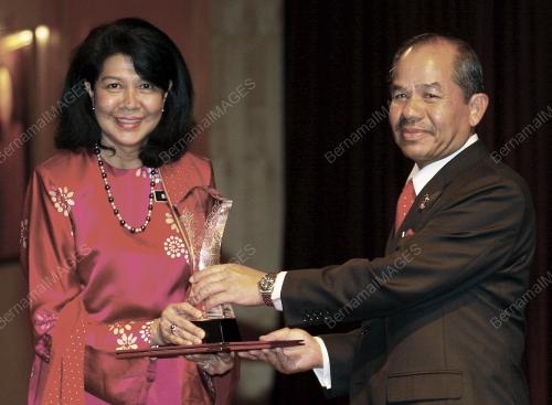 TAN SRI SIDEK HASSAN