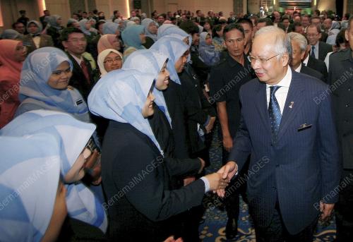 MOHD NAJIB TUN ABDUL RAZAK