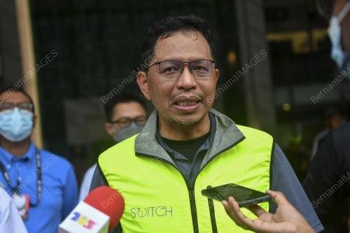 DATUK SERI IR DR ZAINI UJANG