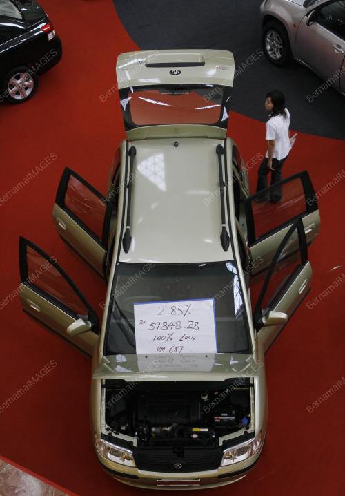 PAMERAN KERETA