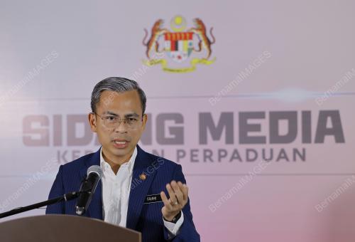 FAHMI FADZIL