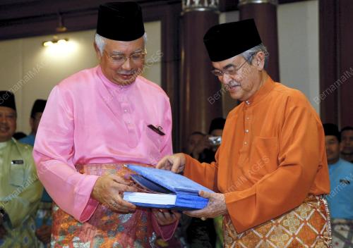 MOHD NAJIB TUN ABDUL RAZAK