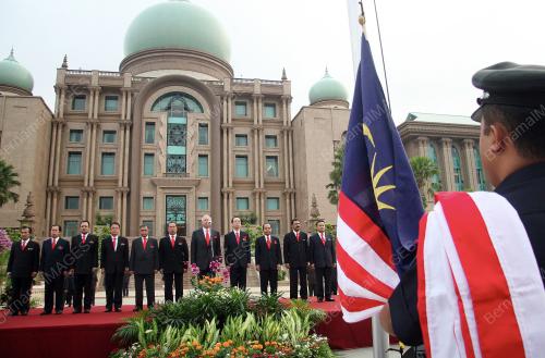 PERHIMPUNAN BULANAN JPM