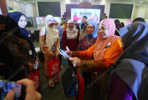 DATUK SERI NANCY SHUKRI