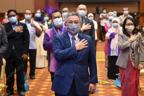 DATUK SERI DR ADHAM BABA