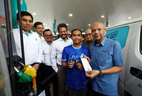 DATUK ARMIZAN MOHD ALI
