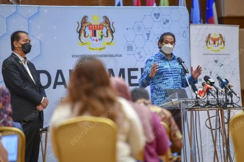 KHAIRY JAMALUDDIN