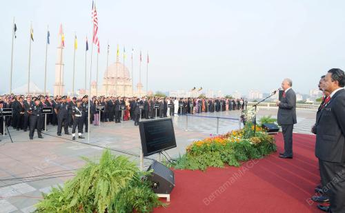 DATUK SERI NAJIB TUN RAZAK