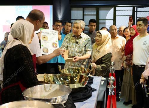 DATUK SERI DR AHMAD ZAHID HAMIDI