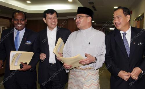 HISHAMUDDIN TUN HUSSEIN