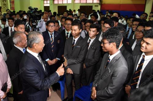 TAN SRI MUHYIDDIN YASSIN