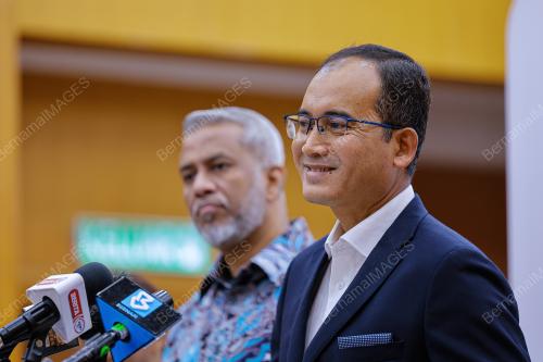 DATUK SERI KHAIRUL DZAIMEE