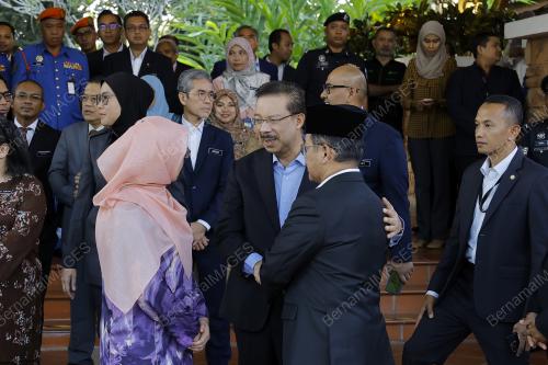 TAN SRI MOHD ZUKI ALI