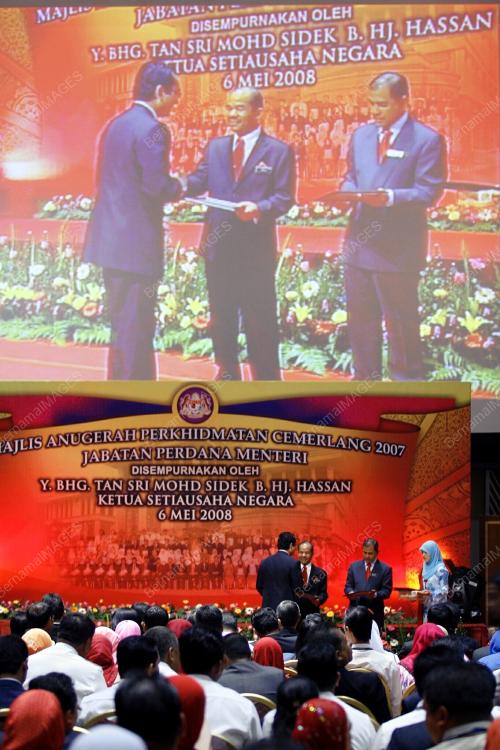 MOHD SIDEK HASAN