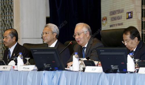 MOHD NAJIB TUN ABDUL RAZAK