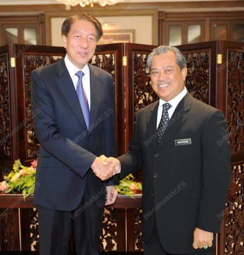 TAN SRI MUHYIDDIN YASSIN