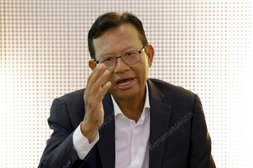 DATUK SERI AHMAD SHABERY CHEEK