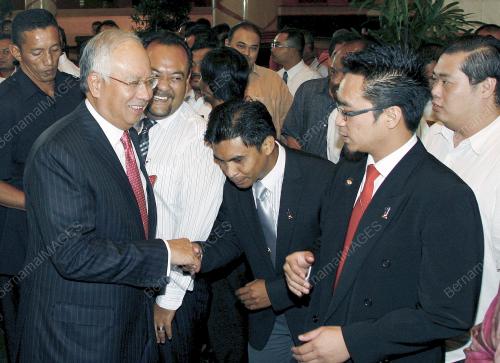 MOHD NAJIB TUN ABDUL RAZAK
