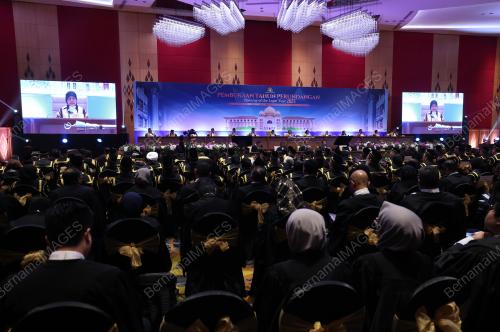 TUN TENGKU MAIMUN TUAN MAT
