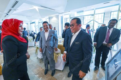 DATUK SERI MOHAMED KHALED NORDIN