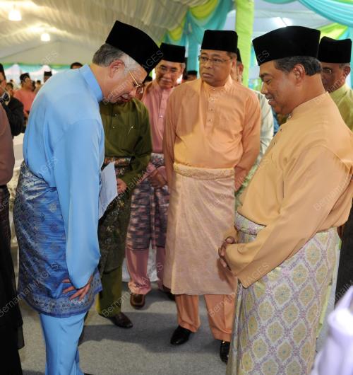 DATUK SERI NAJIB TUN RAZAK