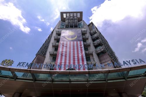 PTJ06_08082021_BENDERA