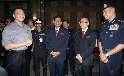HISHAMUDDIN TUN HUSSEIN