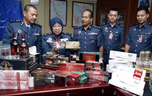 AZIZAH IDRIS