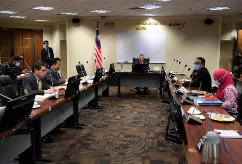 DATUK SAIFUDDIN ABDULLAH