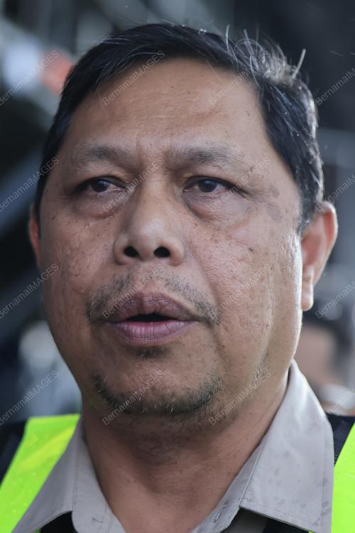 MEOR ISMAIL MEOR AKIM
