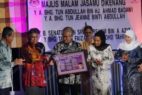 ABDULLAH AHMAD BADAWI