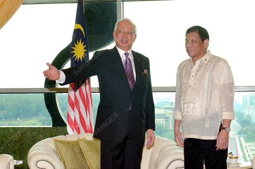 PTJ06_10112016_NAJIB_DUTERTE
