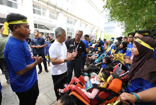 PTJ06_10112019_AGONG_BN201911076951