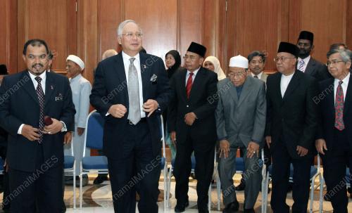 DATUK SERI MOHD NAJIB TUN ABDUL RAZAK