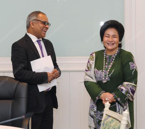 DATIN SERI ROSMAH MANSOR