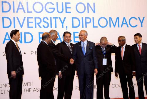 PTJ06_11112013_PM_DIALOG