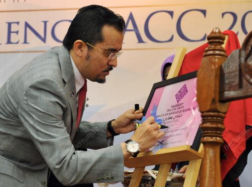 PTJ06_11112015_ASEAN