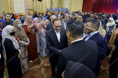 DATUK SERI ANWAR IBRAHIM