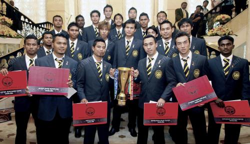 PTJ06_12012011_HARIMAU