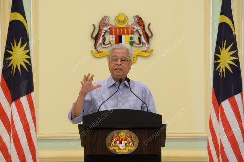 DATUK SERI ISMAIL SABRI YAAKOB