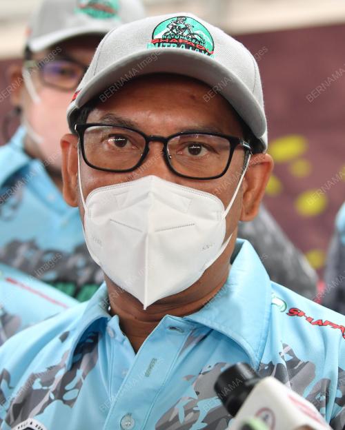 DATUK SERI AHMAD FAIZAL AZUMU