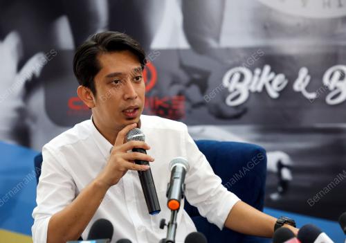 ADAM ADLI ABDUL HALIM