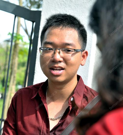 PTJ06_13042017_MAHKAMAH